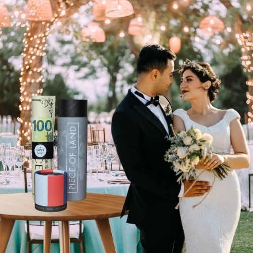 Unvergesslich schenken: Landgeschenk als stilvolles Geldgeschenk zur Hochzeit